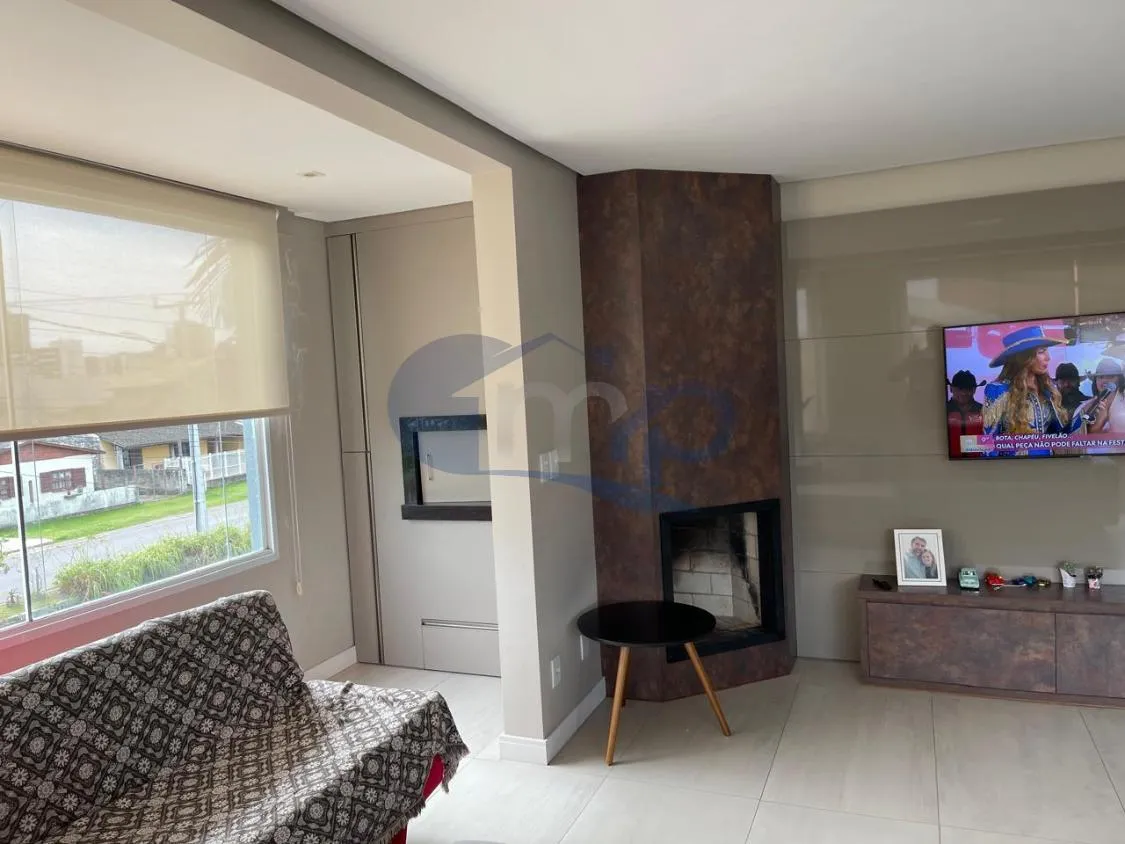 Imagem Apartamento 3 Dormitorios com Suite e Lareira a Venda no Stan - Torres/RS