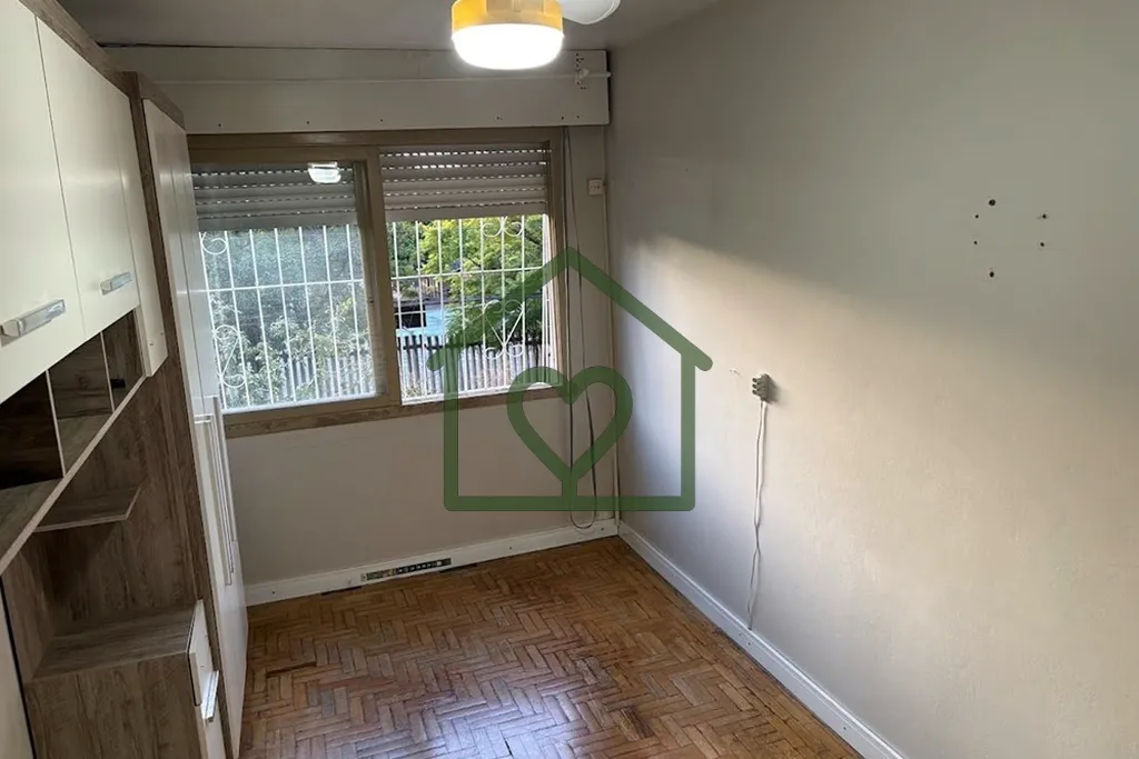 Imagem Excelente apartamento de dois dormitórios com 59m², localizado no segundo andar, ideal para famíl...