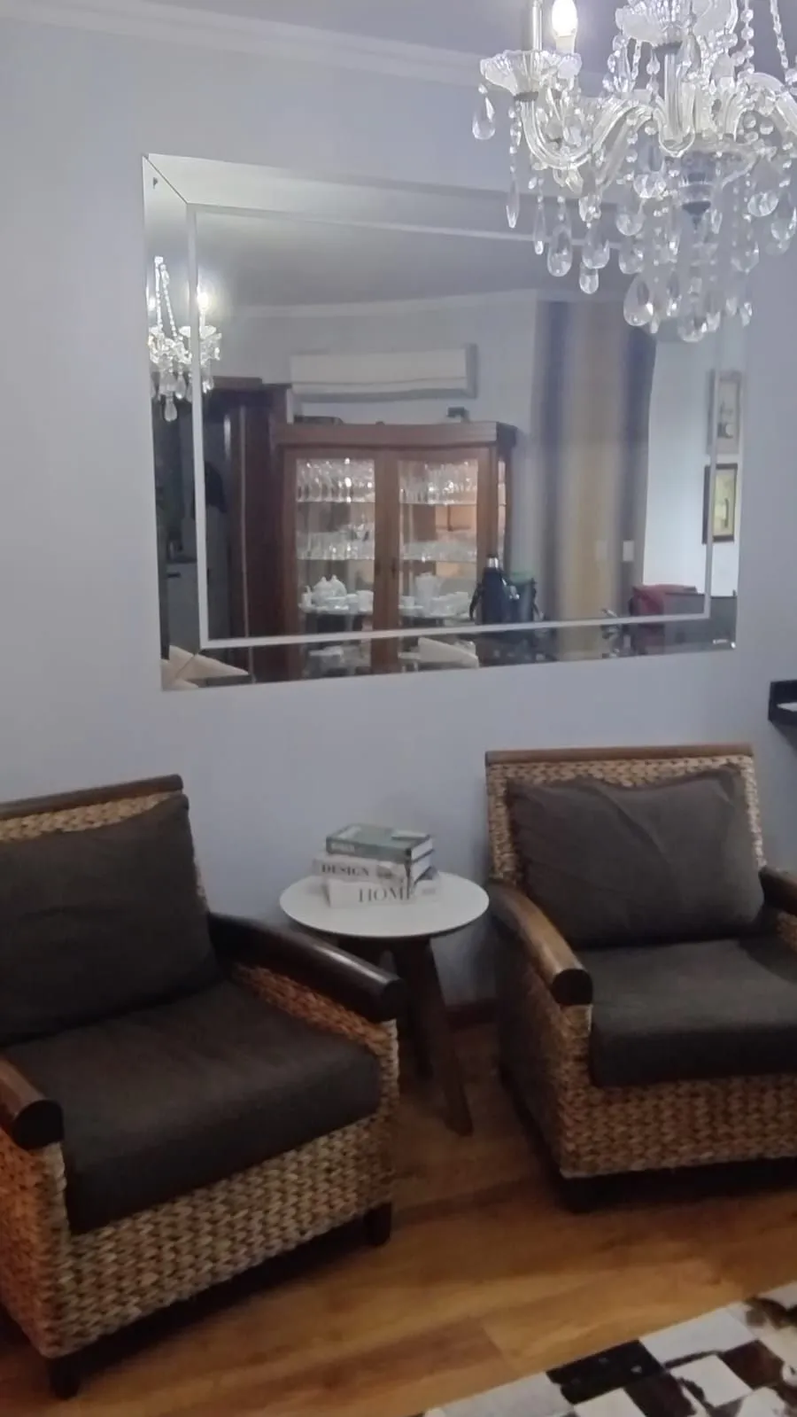 Imagem APARTAMENTO 3 DORMITORIOS , SENDO 1 SUÍTE, 2 VAGAS PARA CARRO COBERTAS, UNCO NO ANDAR, VILA IPIRANGA, PORTO ALEGRE/RS