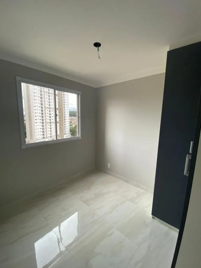 Imagem Apartamento com 2 dormitórios à venda, 41 m² por R$ 370.000