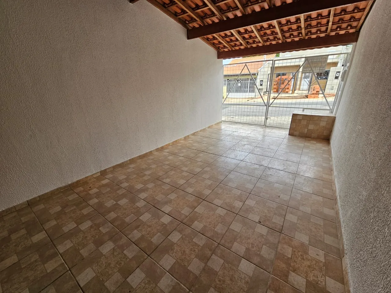 Imagem Casa à venda em Sorocaba-SP, Jardim Topázio: 2 quartos, 1 sala, 2 banheiros, 1 vaga de garagem - 100m² de área