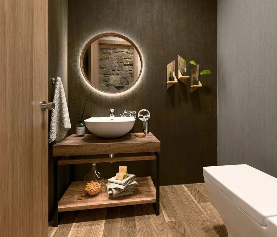 Imagem Vende-se casa em Condominio O Bosque em Gramado a 7 minutos da Rua Coberta
