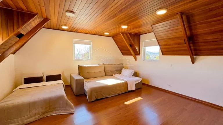Imagem Casa de Condomínio em Campos do Jordão