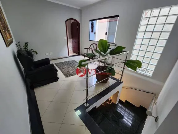 Imagem Sobrado a venda na Cidade Patriarca 4 Dormitórios sendo 2 Suítes, 4 Vagas, 480 m
