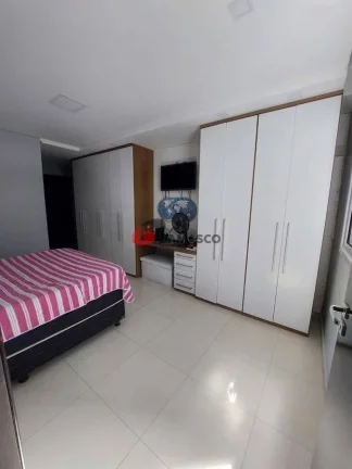 Imagem Sobrado à venda 3 Quartos, 3 Suites, 4 Vagas, Nova Gerty, São Caetano do Sul - SP