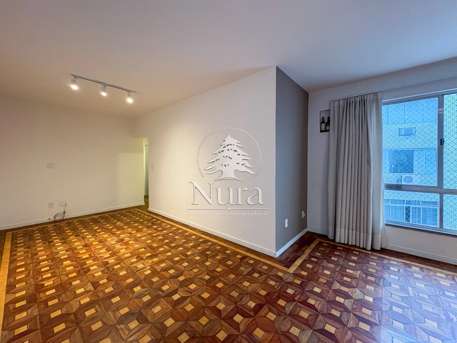 Imagem Apartamento de 3 quartos, 145m² no bairro Ponta da Praia, em Santos
