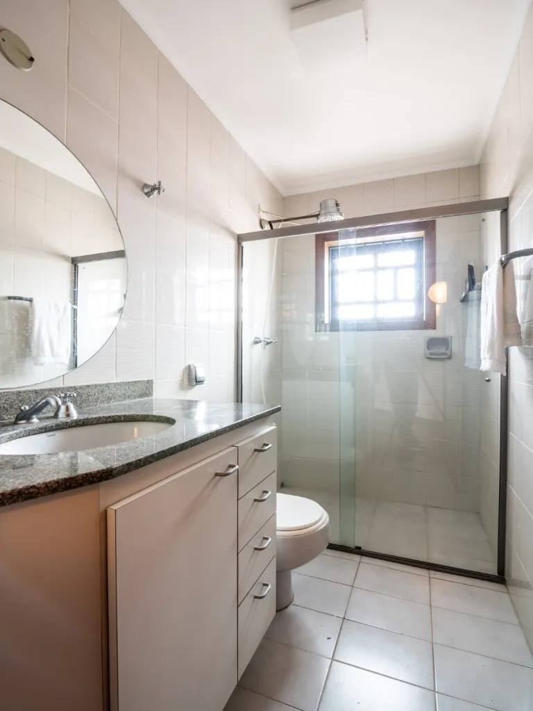 Imagem Imperdível casa à venda em São Paulo-SP, no Jardim das Bandeiras! 4 quartos, 2 suítes, 4 vagas de garagem e 300m² de área!