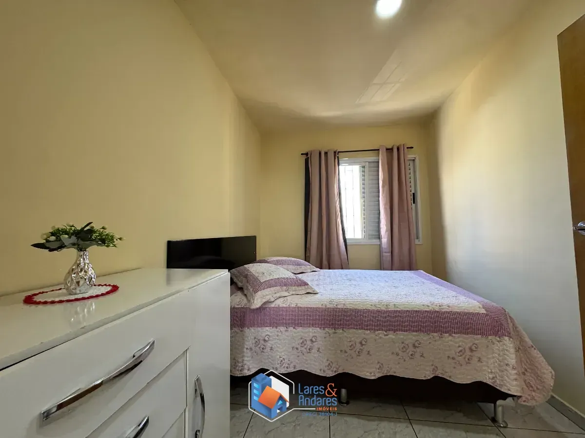 Imagem Sobrado para venda em Jardim Independência com 3 quartos, 90m²