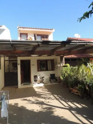 Imagem Encante-se com esta casa no Ambrósio, Garopaba-SC: conforto, praticidade e lazer!