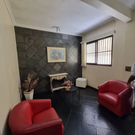 Imagem Excelente Apartamento de 2 Dormitório, com elevador em otima localização, á venda Imobiliaria Consulte Imoveis.