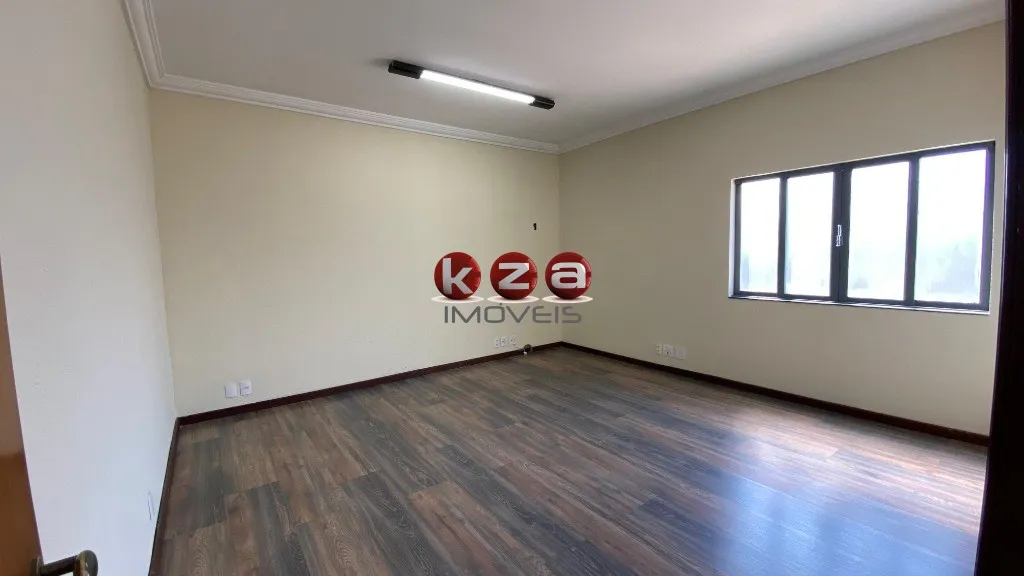 Imagem Galpão Industrial Completo para Locação em Valinhos-SP - Chácaras São Bento 6 banheiros, 8 vagas, 3.236,32 m² - Localização Estratégica!
