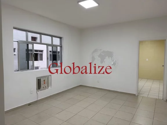 Imagem Apartamento amplo de 1 dormitório, condomínio baixo, vaga de garagem garantida e excelente localização.