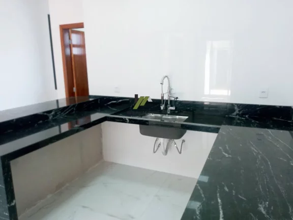 Imagem Linda Casa em Condomínio à venda em Itupeva/SP