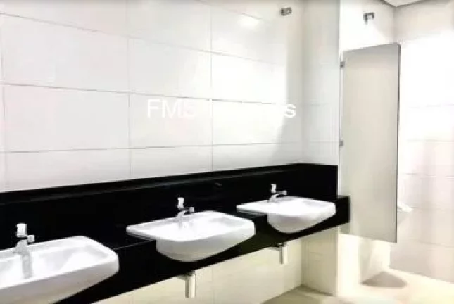 Imagem Conjunto comercial para locação nas Nações Unidas