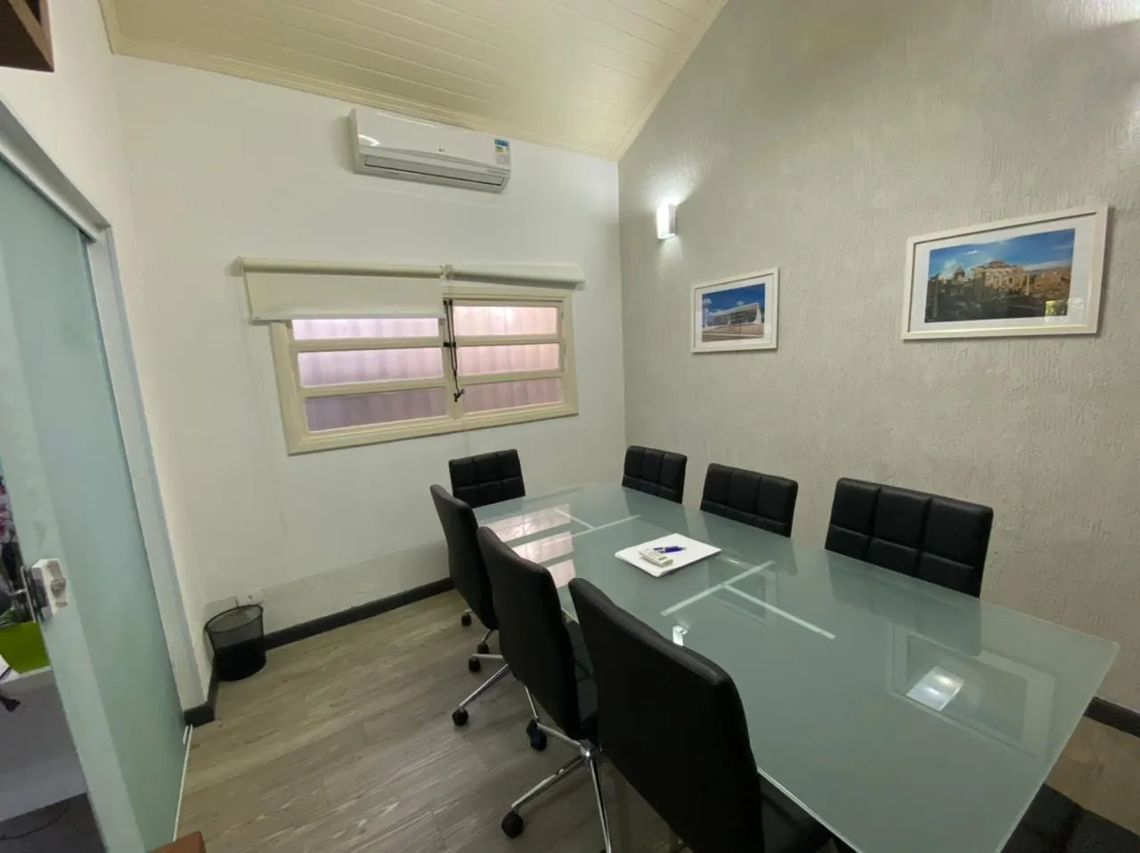 Imagem Comercial à venda 8 Quartos, 2 Vagas, 300M², Jardim Maria Augusta, Taubaté - SP