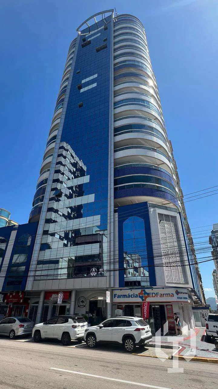 Foto do imóvel Apartamento à venda, no EDIFÍCIO MOUNT EVEREST em Itapema, Meia Praia, com 4 quartos, 268,27m2