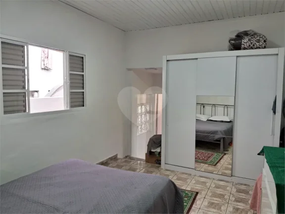 Imagem Casa à venda com 2 quartos, sendo 1 suíte, em VILA LEOPOLDINA, São Paulo - SP