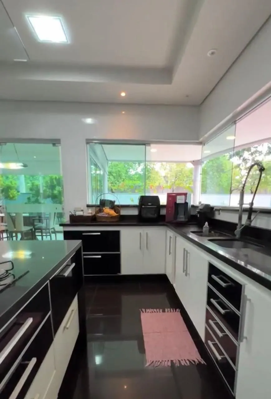 Imagem Chácara à Venda em Sarapuí - Lazer Completo e Conforto em 18.865 m²