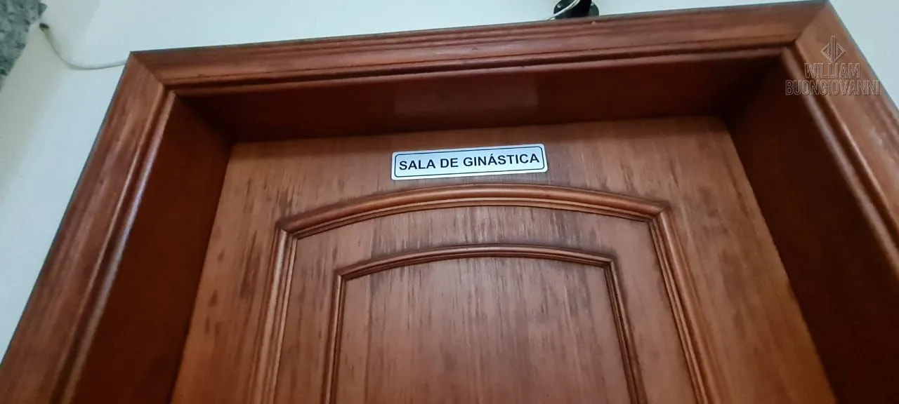 Imagem Vendo Apartamento 2 dormitórios sendo 1 suíte no Coração da Guilhermina