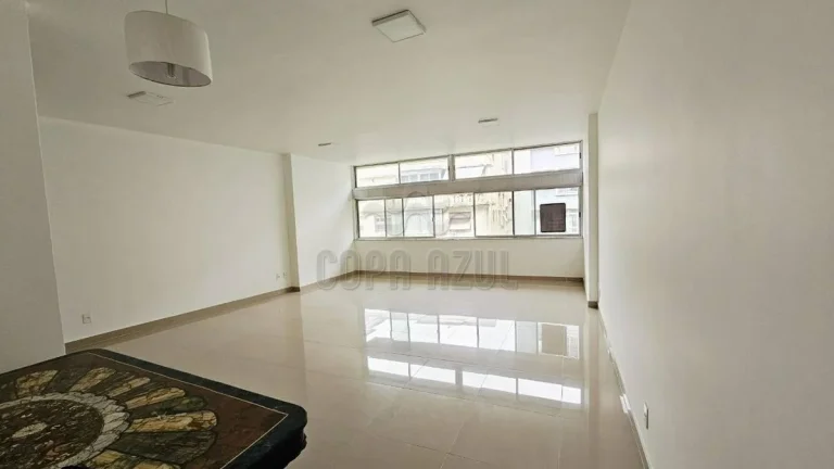 Imagem Copacabana - Residencial › Apartamento com 3 quarto(s) a Venda
