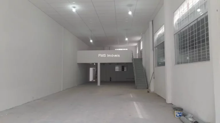 Imagem Loja com 344m² para locação na Vila Leopoldina.