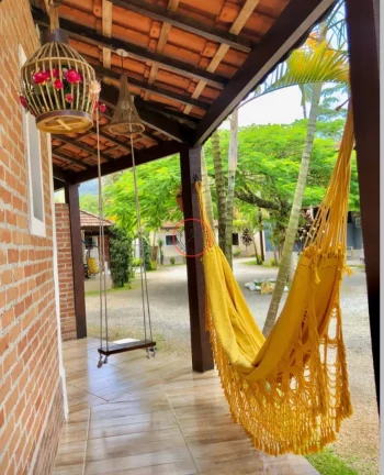 Imagem CASA TÉRREA MUITO ACONCHEGANTE DENTRO DE UM PEQUENO CONDOMÍNIO, COM PISCINA A VENDA EM BOISSUCANGA, COM 2 DORMITÓRIOS.