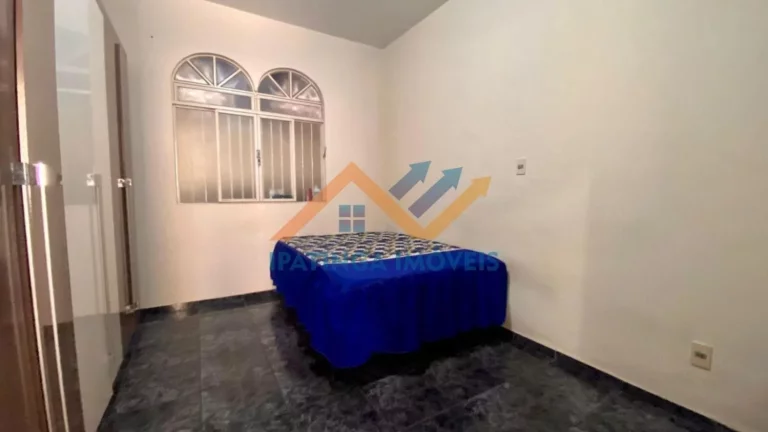 Imagem Casa ampla e bem localizada à venda no bairro Iguaçu ? Ipatinga