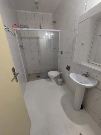 Imagem Sobrado a venda, a 600 metros do metrô Vila Prudente, com 2 dormitórios e vaga de garagem.
