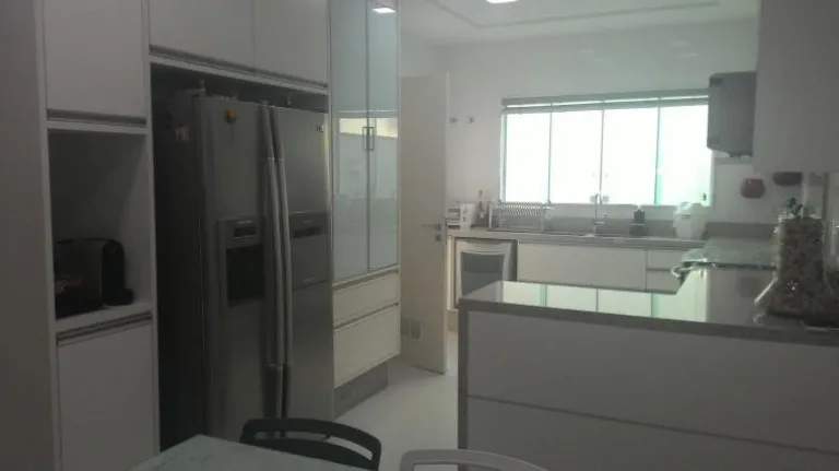 Casa de Condomínio com 5 Quartos à Venda, 315 m² em Recreio dos Bandeirantes - Rio de Janeiro