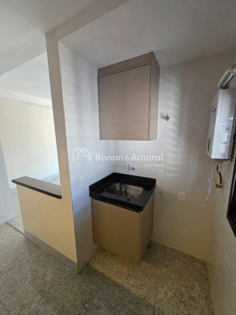 Imagem Apartamento à Venda no Cambuí - 48 m² | 1 Dormitório | 2 Vagas | Andar Alto