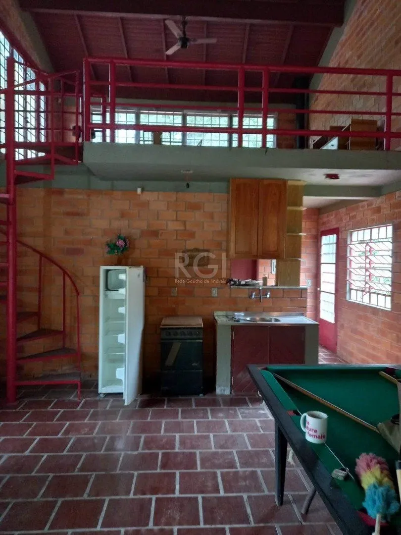 Imagem Sito à venda no Lami, com casa com quartos, 1 banheiro e piscina