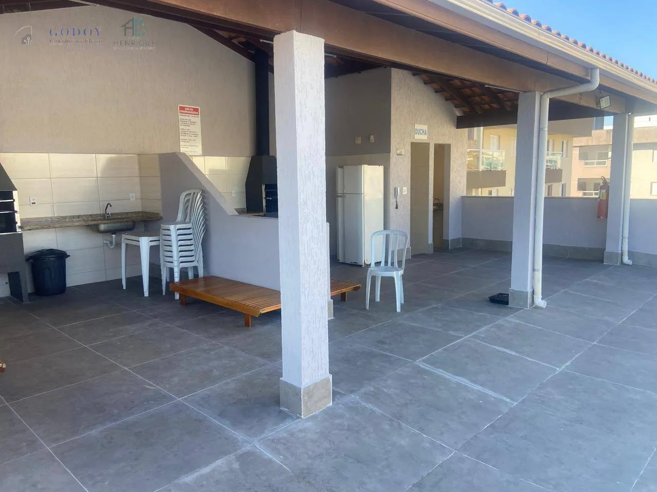 Imagem Oportunidade no Itaguá: 2 Dormitórios, Suíte e Quintal