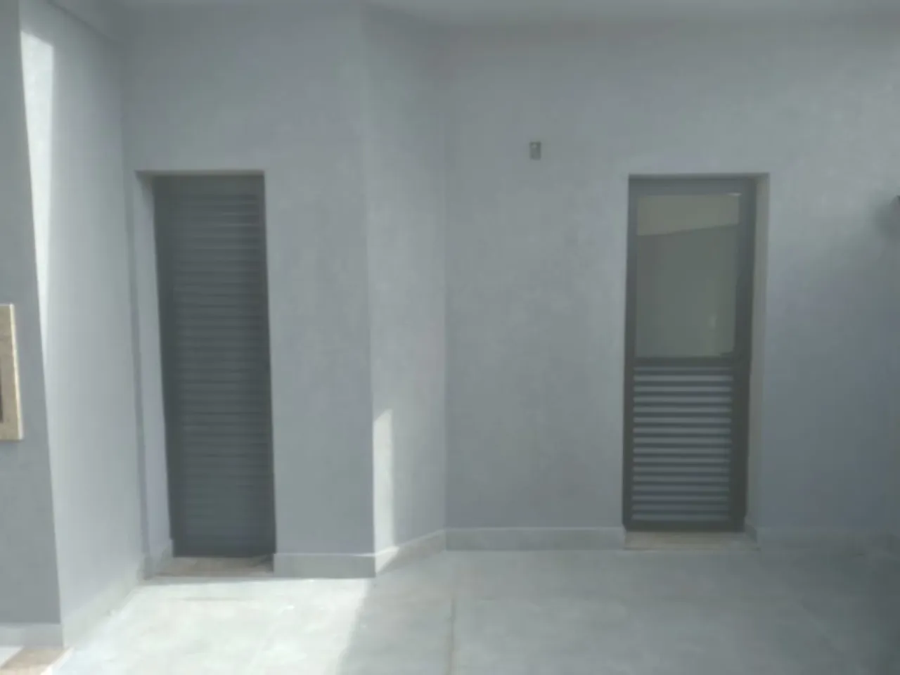 Imagem Imperdível oportunidade de adquirir casa em condomínio com 3 quartos, 1 suíte e 4 vagas de garagem no Wanel Ville, Sorocaba-SP