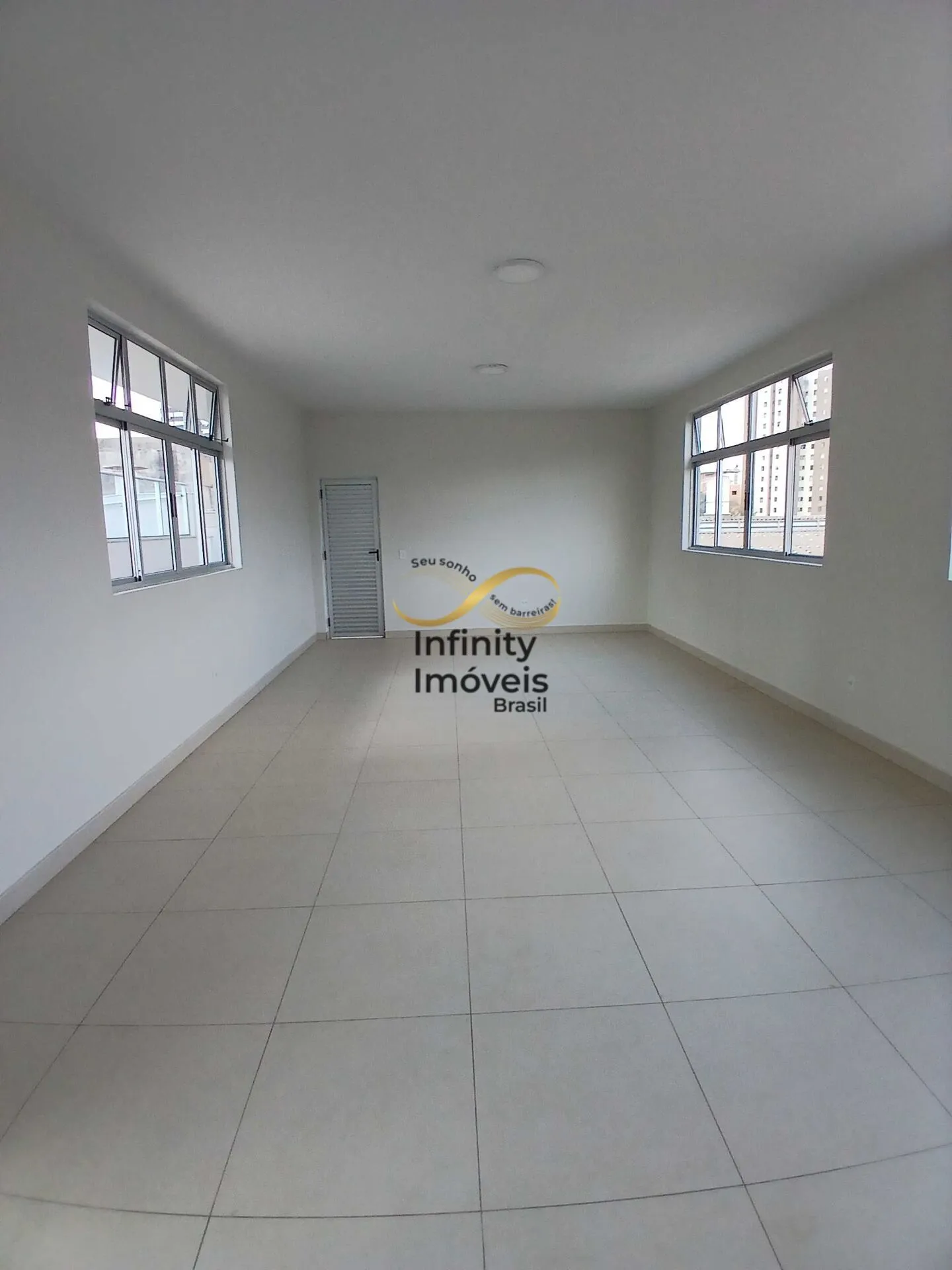 Imagem EDIFÍCIO MANHATAN FLORESTA - Apartamento à venda no bairro Floresta - Belo Horizonte/MG
