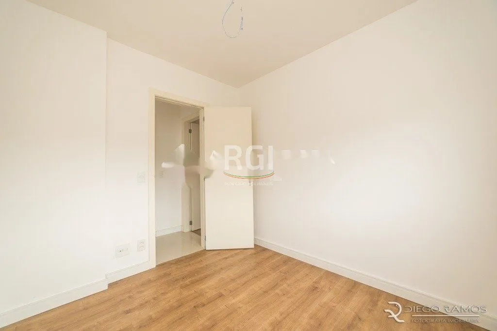 Imagem Apartamento para Venda - 56.82m², 2 dormitórios, sendo 1 suites, 1 vaga - Alto Petrópolis