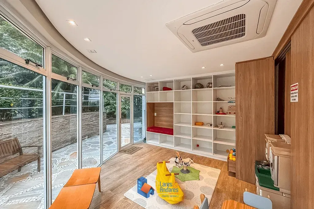 Imagem Apartamento à venda 4 Quartos 3 Suites 4 Vagas 233M² Vila Uberabinha São Paulo - SP