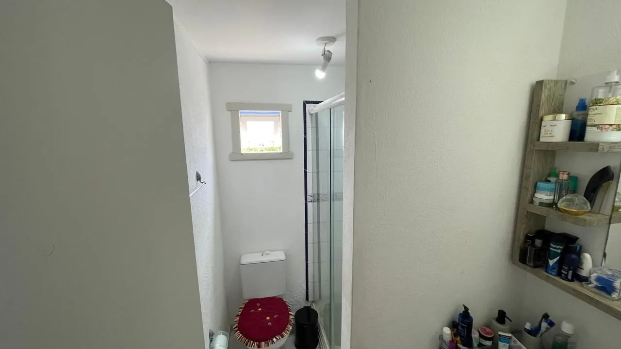 Imagem Casa com 3 dormitórios no bairro Humaitá