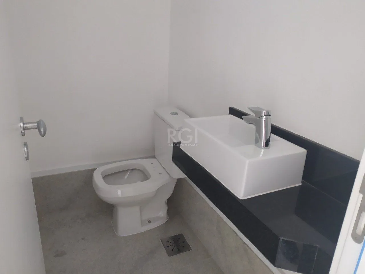 Imagem Apartamento para Venda - 123.71m², 3 dormitórios, sendo 1 suites, 2 vagas - Petrópolis