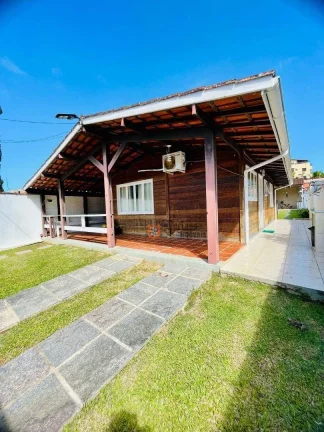 Foto do imóvel Casa com 3 dormitórios à venda, 108 m² por R$ 900.000,00 - Toninhas - Ubatuba/SP