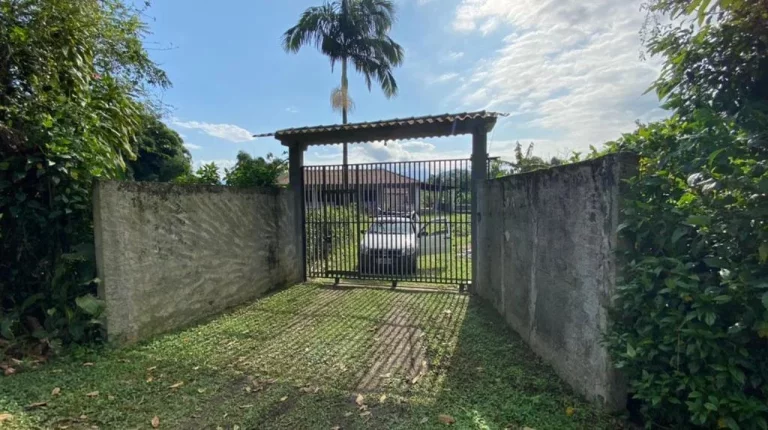 Imagem Chácara para Venda em Antonina, Cachoeira, 3 dormitórios, 1 banheiro