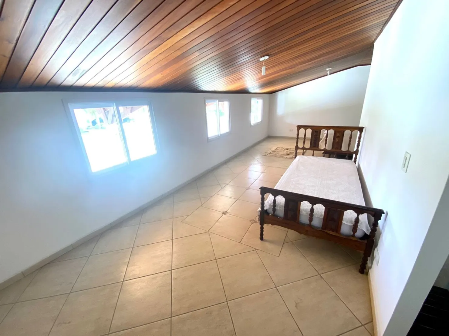 Imagem Casa à venda 3 Quartos, 1 Suite, 4 Vagas, 1215M², Centro, Tremembé - SP | Colonial Vale do Sol - Tremembé