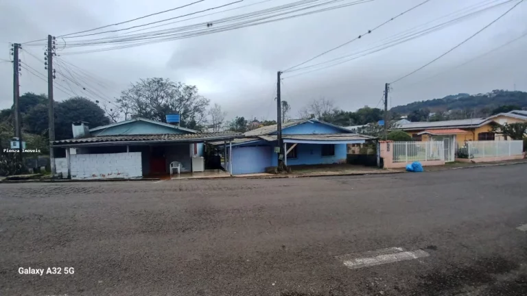 Foto do imóvel Casa para Venda em Concórdia, Industriários em Rua Albino do Bandoneon