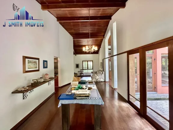 Imagem Casa na Granja Viana. 4 Dorms (2suites) Terreno 1.400m², Piscina,