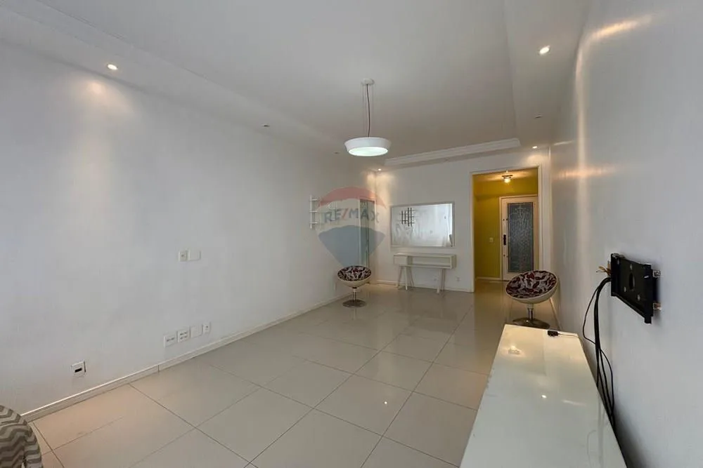 Imagem Apartamento Amplo na Tijuca, Ótimo Preço! Use FGTS ou Financiamento!