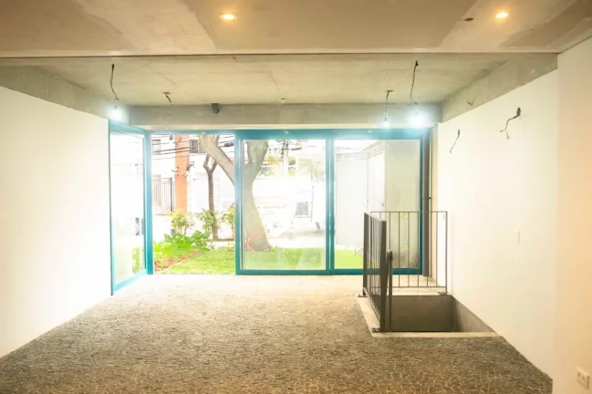 Imagem Loja com 95m² para locação em Pinheiros.