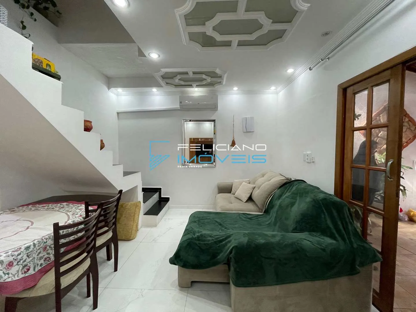 Foto do imóvel Sobrado com 3 quartos, Balneário Maracanã, Praia Grande - R$ 600 mil, Cod: 7047 em Avenida Alcides Cândido dos Santos