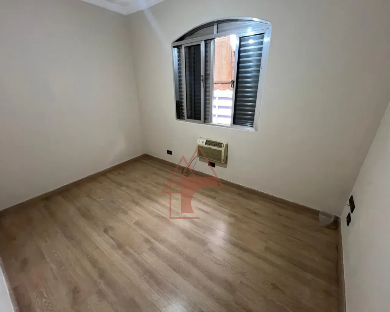 Imagem Sobrado com 3 Quartos à Venda, 102 m² em Vila Couto - Cubatão