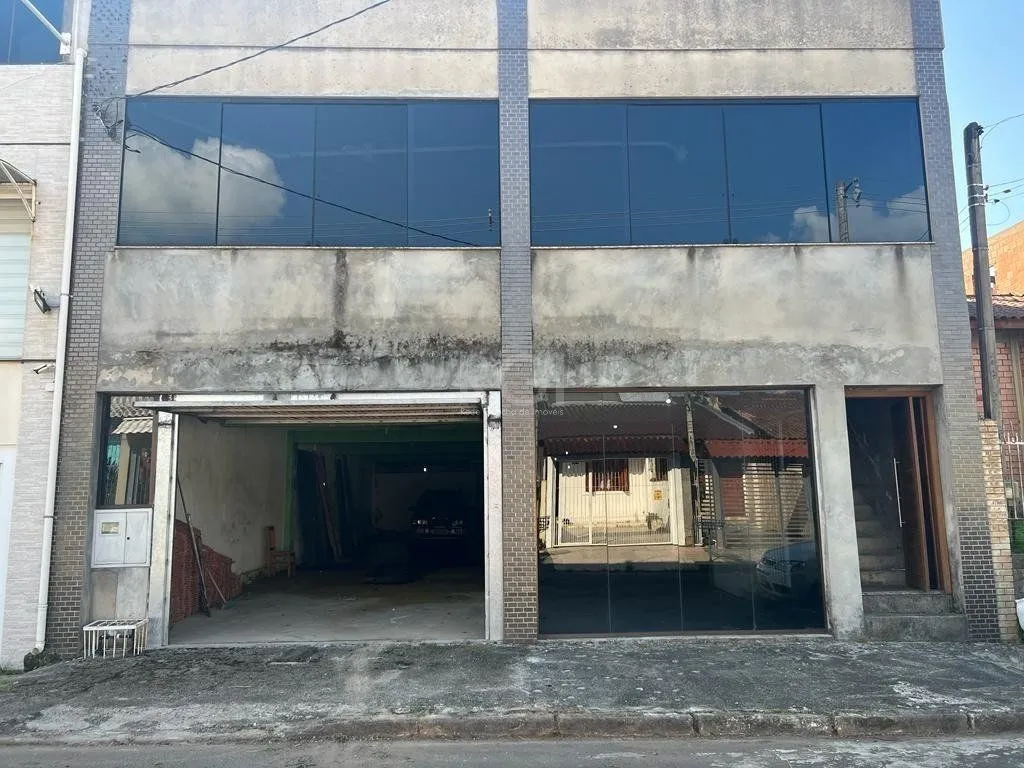 Imagem Pavilhão em Jardim Algarve