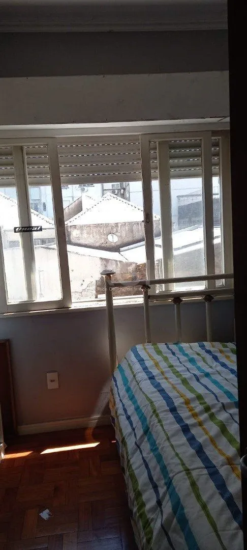 Imagem Apartamento para Venda - 150m², 3 dormitórios, 1 vaga - Bom Fim