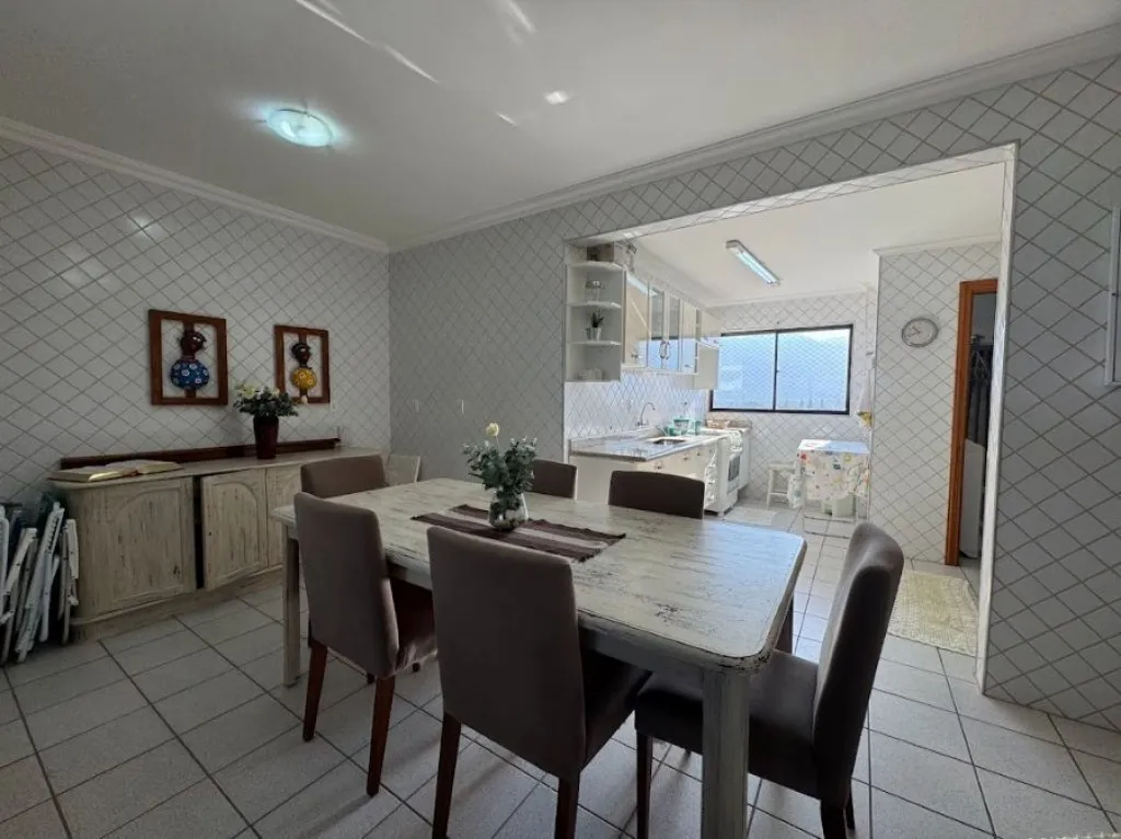 Imagem APARTAMENTO COM 204,00 m² - FLÓRIDA - PRAIA GRANDE SP